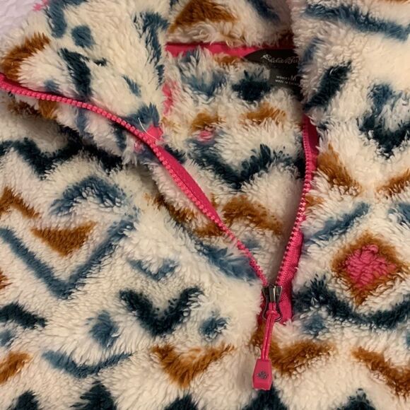 Eddie Bauer, pullover, 1/4 zip, Medium, new condition - Picture 3 of 7